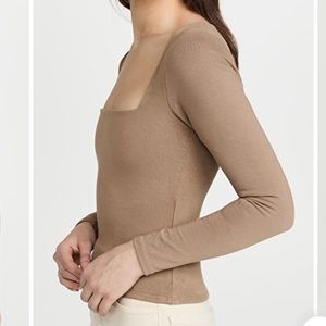 Square neck full sleeve top